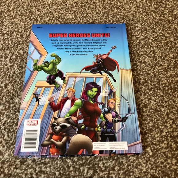 5 Minute Marvel Stories Book - Picture 9 of 10